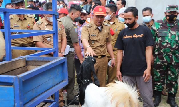Bupati Parosil Berdialog dengan Komunitas Tukang Ngarit