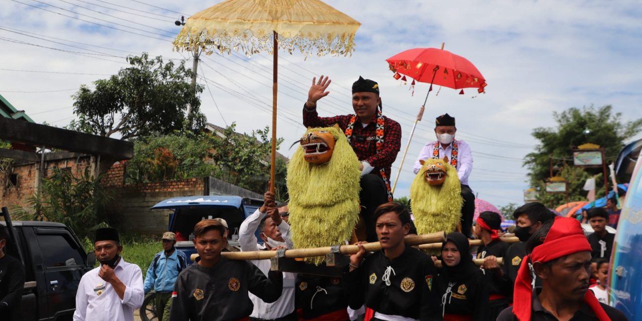 Bupati dan Wabup Lambar Hadiri Musrenbang Way Tenong