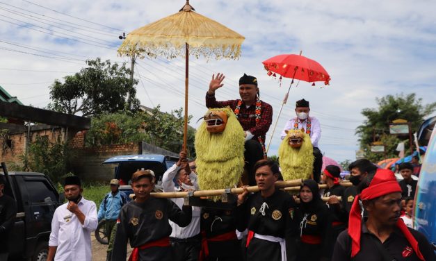 Bupati dan Wabup Lambar Hadiri Musrenbang Way Tenong