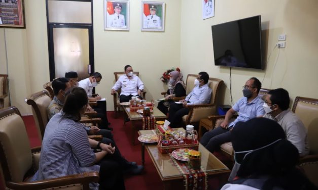 Tim BPK Pamit Dengan Wabup Lambar