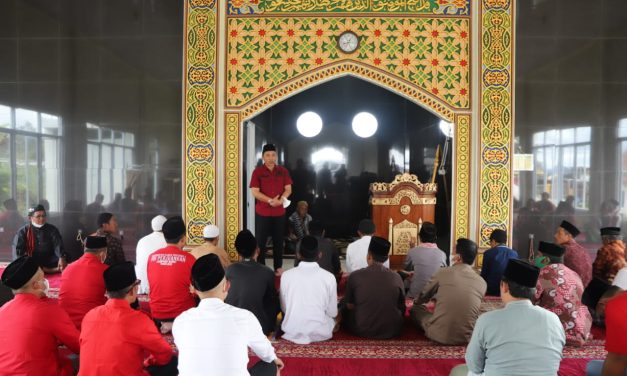 Safari Jum’at, Bupati Mohon Izin kegiatan PDIP di pekon Tambak Jaya