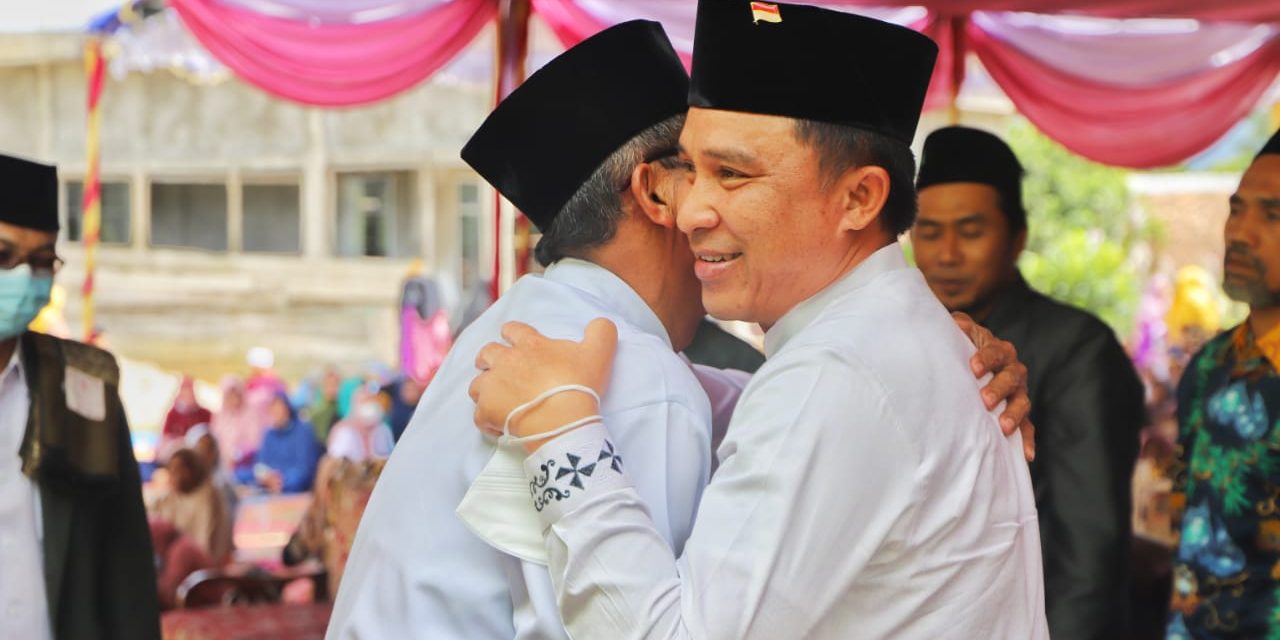 Hadiri pengajian, Bupati Parosil berpesan  agar ilmu yang di dapat untuk diterapkan