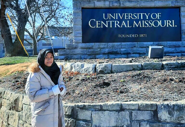 Parosil Bangga! Alumni Siswi SMA Lampung Barat Mendapat Beasiswa di University of Central Missouri Amerika Serikat