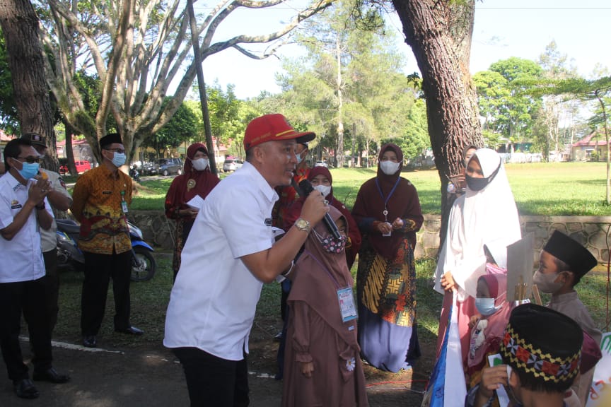 Bupati Parosil Hadiri Pawai Tahrib Bulan Suci Ramadhan 1443 Hijriah