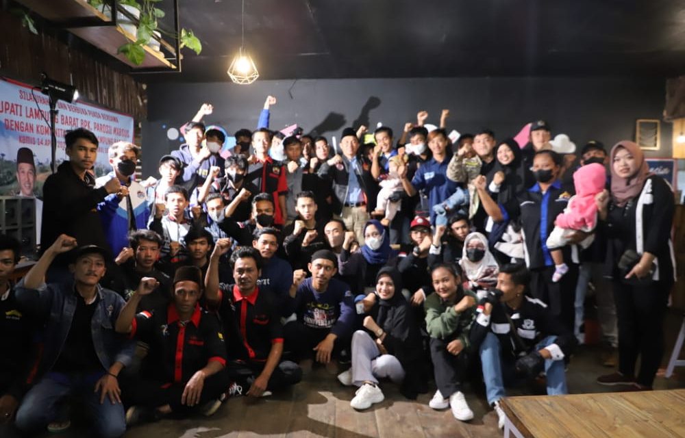 Pererat Silaturrahmi, Bupati Parosil Lakukan Bukber dengan 16 Komunitas dan Club di Lampung Barat