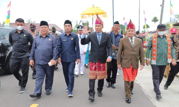 Bupati Lampung Barat Melantik Peratin Di Dua Kecamatan