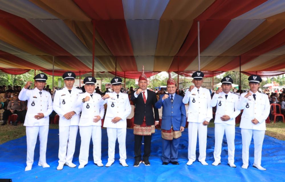 Bupati Lambar Tekankan Peratin Terpilih Mengayomi dan Melindungi Masyarakat