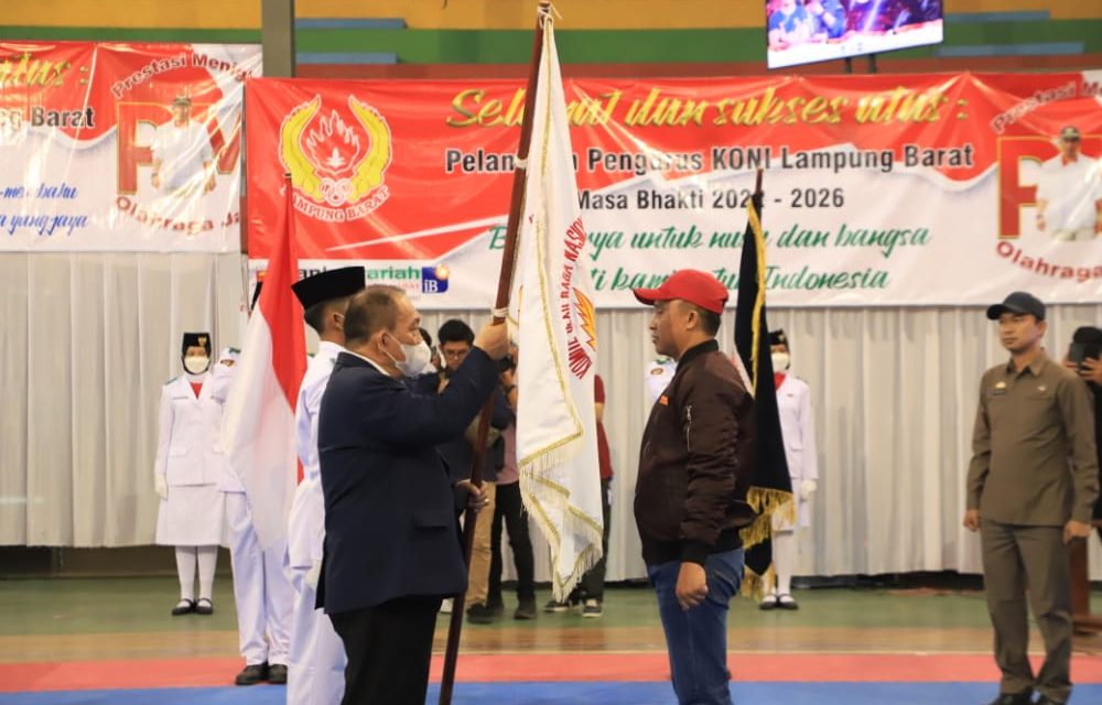 Parosil Resmi Dilantik Sebagai Ketua Umum KONI Kabupaten Lampung Barat 2022-2026