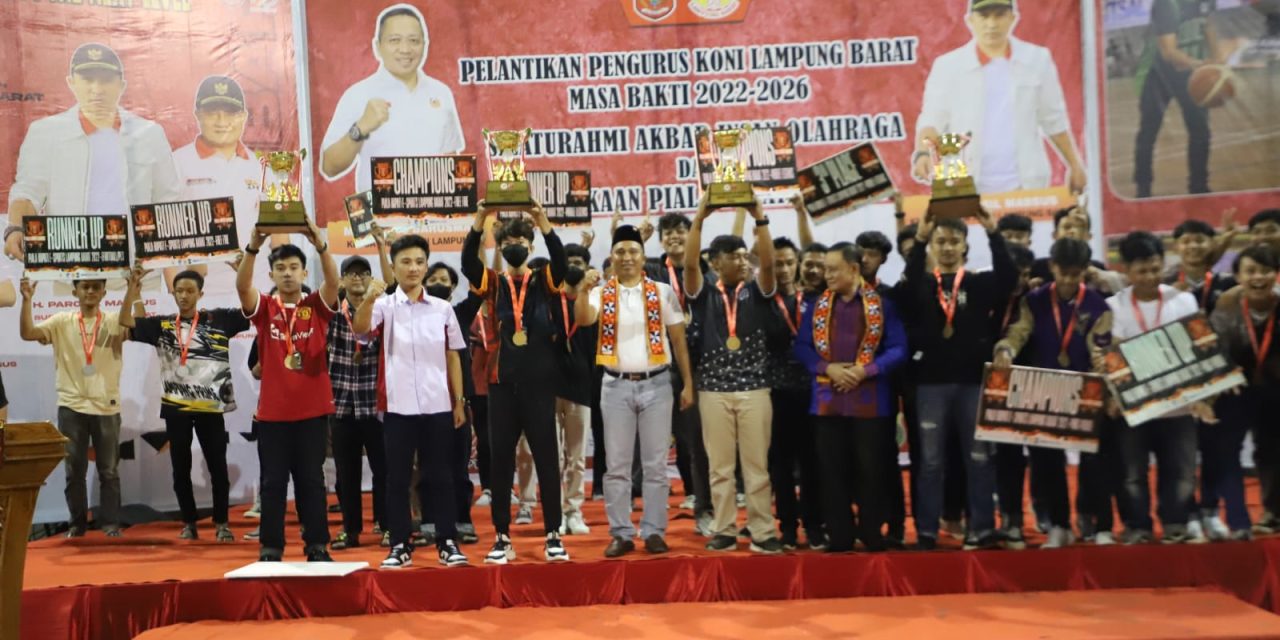 Bupati Parosil Secara Resmi Menutup E-Sport Piala Bupati 2022