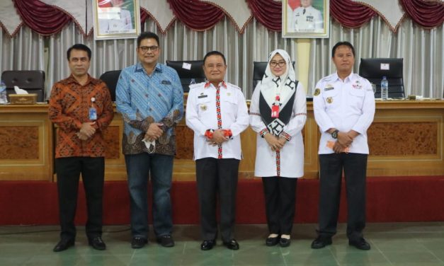Wabup Lampung Barat Melakukan Pengukuhan dan Penandatanganan Kerjasama BNI Di Lampung Barat