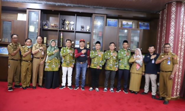 Bupati Parosil Terima Usulan RAB Pilkada dari KPU Senilai 30Milyar