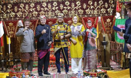 Wabup Lambar Melepas Keberangkatan Pindah Tugas Kapolres Lambar.