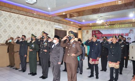 Wabup Lambar Hadiri Hut Bhayangkara ke-76