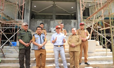 Tinjau Pembangunan Lamban Budaya Parosil Sebut Progresnya Capai 65 Persen