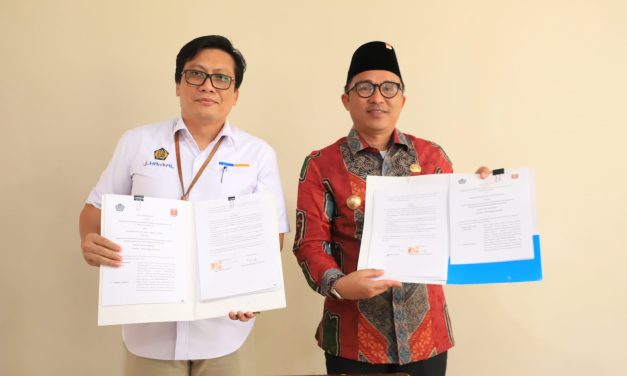Bupati Parosil Tandatangani Nota Kesepakatan dengan KaKanwil DJPb Provinsi Lampung