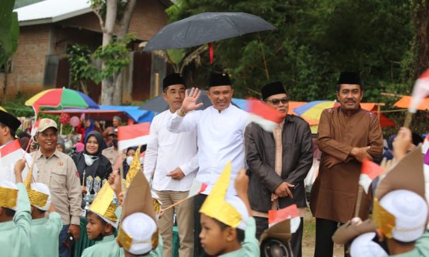 Bupati Parosil Lepas 25 TPA Peserta Pawai Ta’aruf