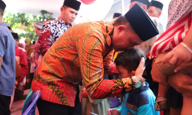 Hadiri pengajian akbar,  Parosil berharap kedepannya akan lebih menumbuhkan rasa cinta pada nilai keagamaan