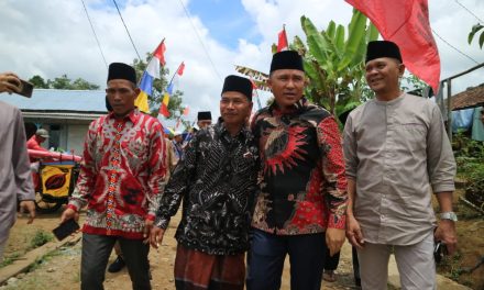 Hadiri Pengajian Akbar, Bupati Parosil Serap Aspirasi Masyarakat