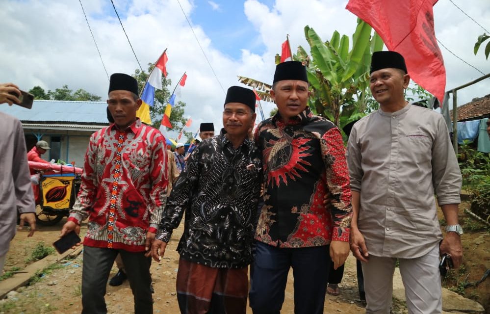Hadiri Pengajian Akbar, Bupati Parosil Serap Aspirasi Masyarakat