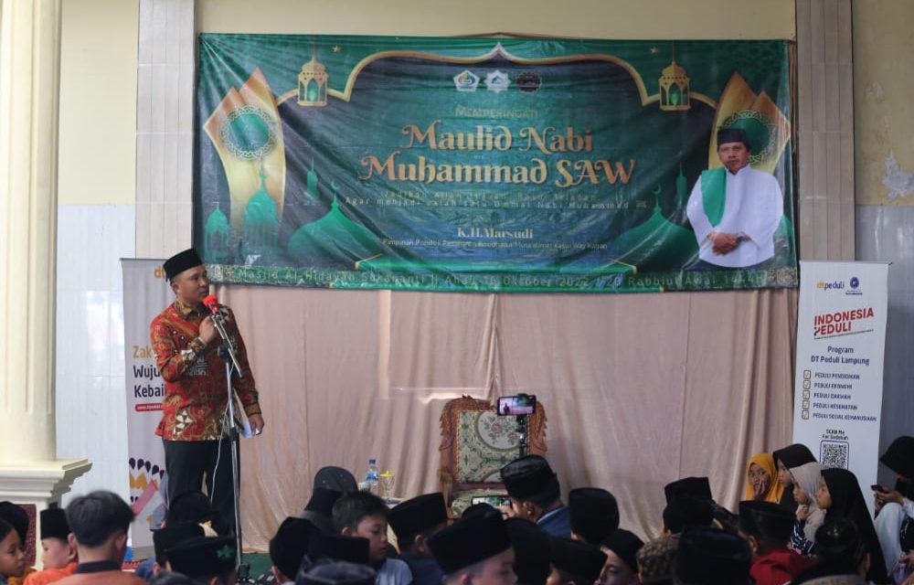 Hadiri Peringatan Maulid Nabi, Bupati Parosil Sebut momentum menambah ilmu dan memperkuat keimanan