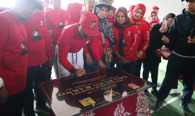 Bupati Parosil resmikan GSG Bung Karno