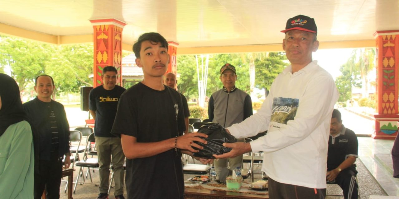 Peringatan Hari Korpri Ke 51 Pemkab Lambar Bagikan 1000 Paket Sembako