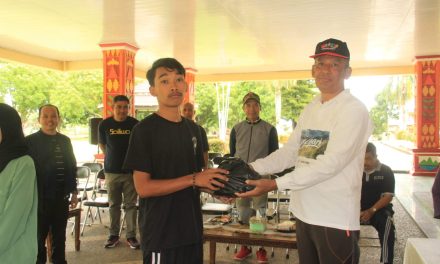 Peringatan Hari Korpri Ke 51 Pemkab Lambar Bagikan 1000 Paket Sembako
