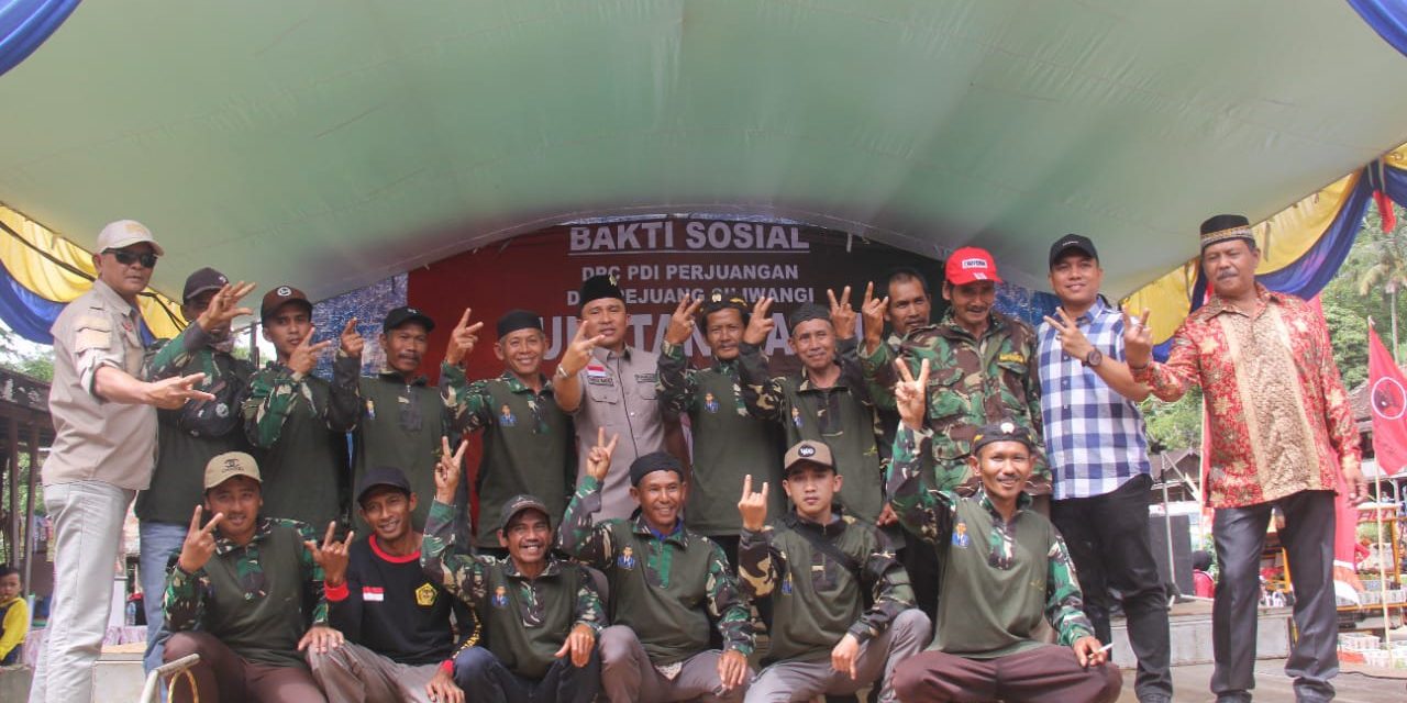 Jelang Purna Bhakti Bupati, Wakil Bupati, PS Bersatu Dan PDIP Gelar Khitanan Masal.