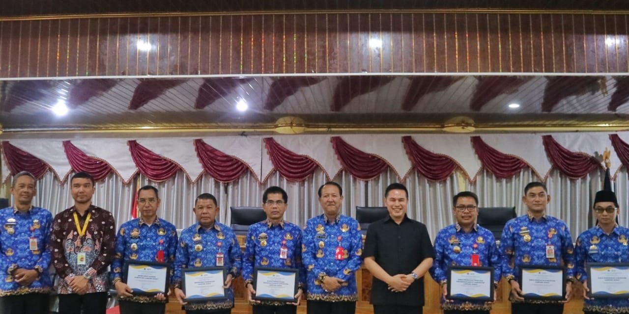 Pemkab Lambar Raih Piagam Penghargaan Penyampaian SPT Tahunan Anggaran 2022