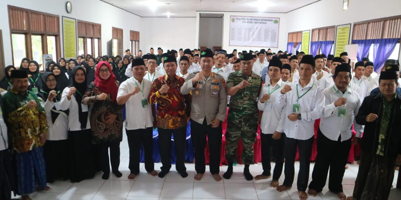 Pj. Bupati Lambar buka kegiatan Pendidikan Dasar Pendidikan Kader Penggerak Nahdlatul Ulama Ke-VIII