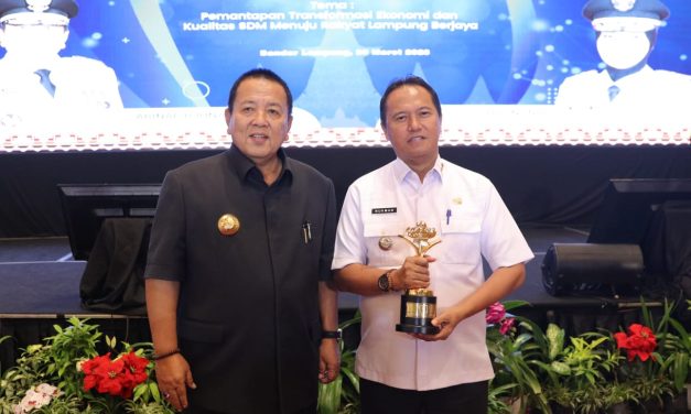 Lampung Barat ketiga kalinya raih penghargaan sebagai Kabupaten Terbaik I dalam perencanaan dan pembangunan