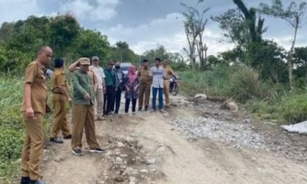 Pj. Bupati Lampung Barat pastikan perbaikan jalan lumbok semingung dibangun pertengahan tahun