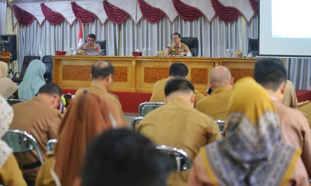 Pemkab Lambar Gelar Rapat Pemantapan Persiapan Peringatan HUT Ke-32