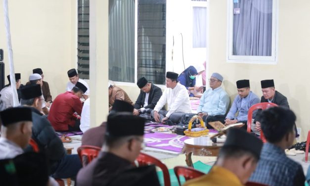 Dalam rangka HUT Lambar dan Maulid Nabi Muhammad SAW, Pj. Bupati Lambar gelar doa bersama