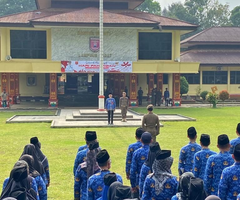 Pemkab Lambar Gelar Upacara Peringatan Hari Pahlawan 2023.