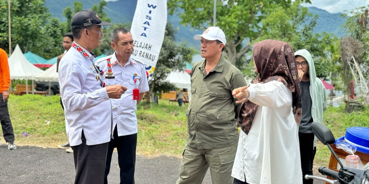 Pj. Bupati Nukman Cek Persiapan Kunjungan Menteri Perdagangan Di Lambar.