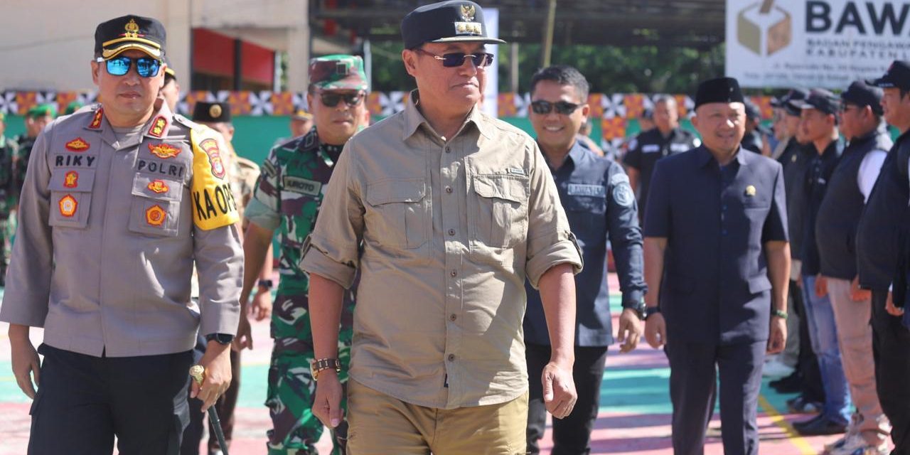 Penjabat Bupati Nukman Pimpin Apel Siaga Pengawasan Tahapan Pemilu 2024.