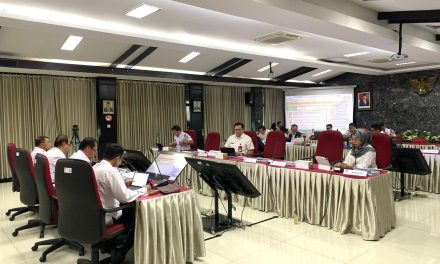 Pj. Bupati Nukman paparkan 10 aspek capaian kinerja kepada tim evaluasi Kemendagri