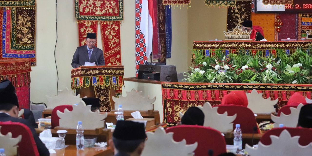 Pelantikan Anggota DPRD Lampung Barat 2024-2029, Pj Bupati Nukman : Jalankan Tugas Sesuai Amanat Rakyat.