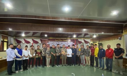 Pj Bupati Lambar Nukman Hadiri Pleno Penetapan Bupati dan Wakil Bupati Terpilih.