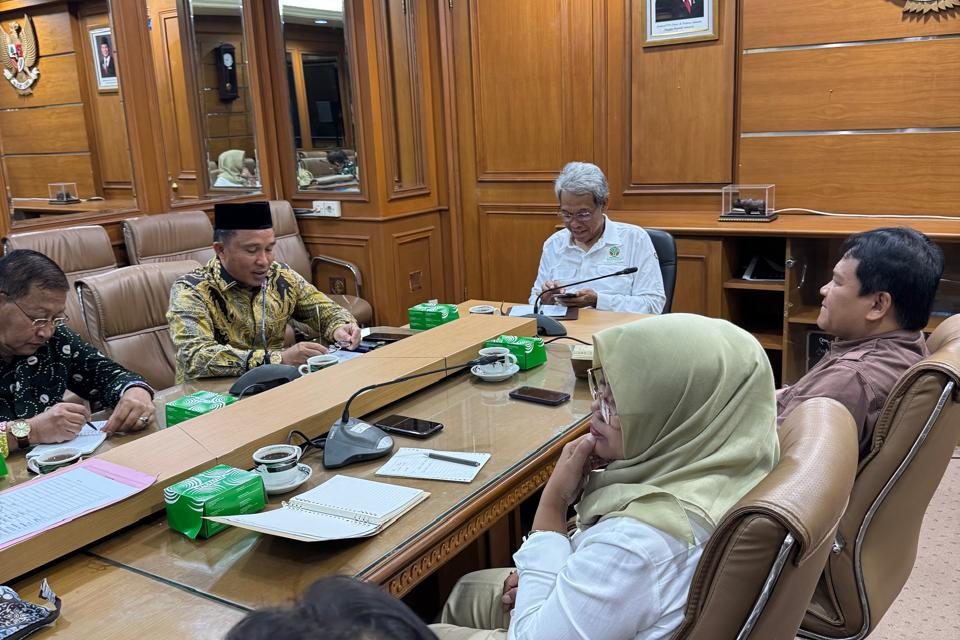Audiensi Dengan KLHK, Parosil Mabsus Sampaikan Lima Isu Sterategis