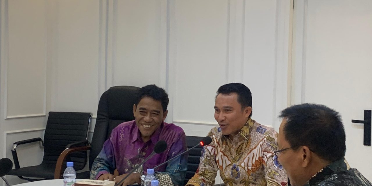 Parosil Tandang Ke Kemenpora RI Konsultasikan Prasarana Olahraga di Lampung Barat