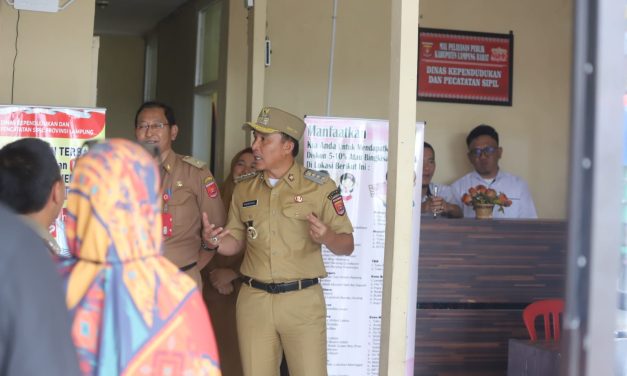 Bupati Parosil Mabsus Sidak MPP, Pastikan Layanan Publik Berjalan Normal