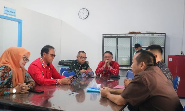 Nukman Tinjau Kesiapan Dapur Program Makan Bergizi Gratis di Balik Bukit