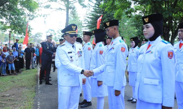 Parosil Mabsus Janjikan Reward bagi 50 Anggota Paskibraka Lampung Barat