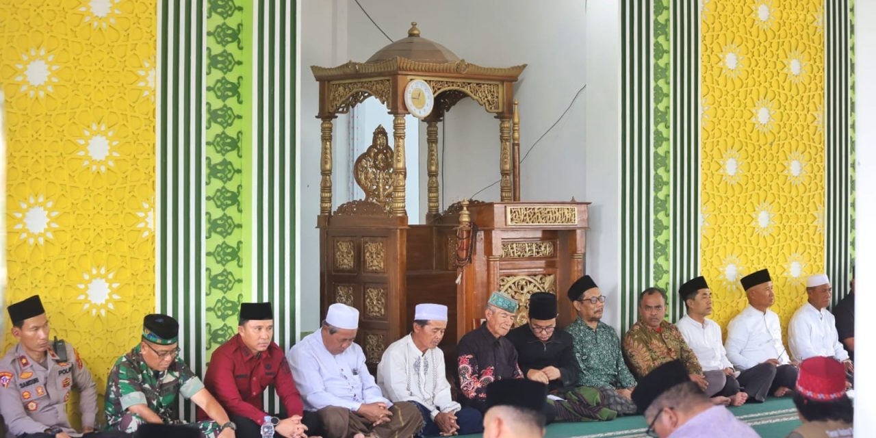 Bupati Parosil Lakukan Doa Tolak Bala Bersama Masyarakat BNS Terkait Isu Konflik Antara Manusia dan Harimau