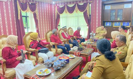 Bupati Lampung Barat H. Parosil Mabsus menerima kunjungan silaturrahmi dari Ikatan Keluarga Tembang Kenangan (IKTK) Provinsi Lampung
