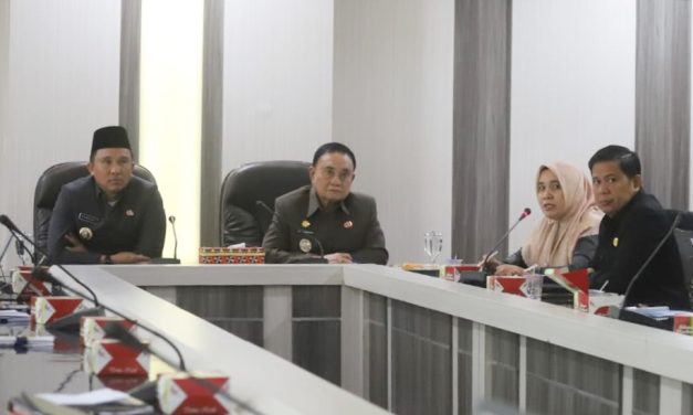 Bupati Lampung Barat Expose Rencana Penataan Kota Liwa, Sekolah Kopi, dan Rehabilitasi Wisma Sindalapai Tahun 2025