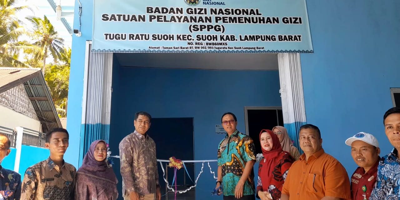 Resmikan SPPG Kecamatan Suoh, Sekretaris Daerah Tekankan Layanan Dapur Sesuai Standar