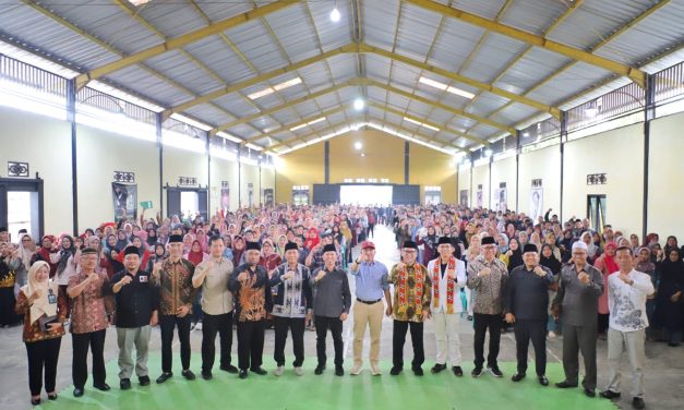 Bupati Lampung Barat Sebut Tidak Ada Lagi Alasan Anak di Lampung Barat Tidak Mengeyam Pendidikan